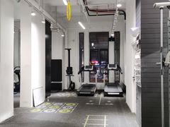 -汗水空间私教健身连锁(SM广场店)