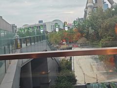 -陆家嘴空中步行连廊
