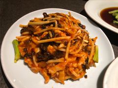 鱼香肉丝-北平盛世·新京菜·北京烤鸭(劲松·双井店)