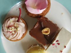-The Diamond Jubilee Tea Salon at Fortnum & Mason