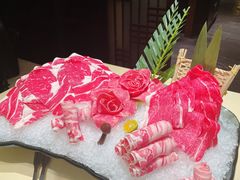 牛羊肉拼盘-余欢领鲜火锅(新街口店)