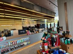 -星巴克臻选(上海虹桥新天地三店)