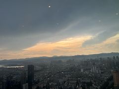 -锦厨国际自助餐厅 · 云端景观 (昆明索菲特大酒店)