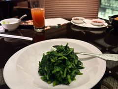 五粮液炒豆苗-北京四季酒店·采逸轩