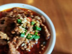 -炉小二铜锅牛蛙•川湘菜(三里屯店)