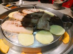 -哈哈碳都·牛肋条无限自助烤肉(台江万达店)