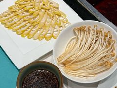 -皇城老妈·大连海鲜火锅(港湾店)