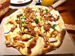 奥尔良鸡肉披萨-秀·爱尔兰餐吧(上海路店)