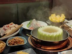 -得意咚瓜·顺德鱼生·冬瓜火锅(深圳首店)