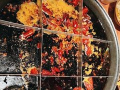 -周小明火锅(黑金冠社区店)