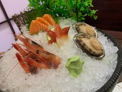 三文鱼刺身-渔日本料理铁板烧(新天地假日广场店)