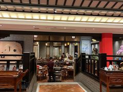 -龙悦湾酒家·八阵鱼生·渔人码头店