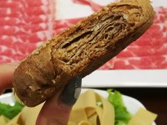 -毛辣果·贵州红酸汤牛肉火锅(西单店)