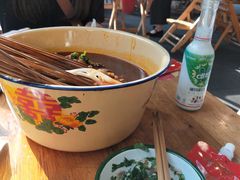 -拈签一笑黄牛肉辣卤串串
