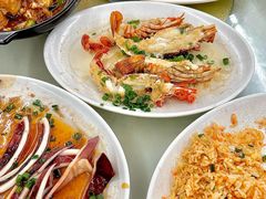 -红月湾海鲜饭店•沙滩海景(双月湾店)