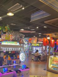 -卡通尼乐园(新达汇三林店)