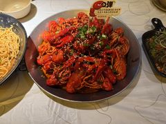 -巴厘龙虾·榜首油焖大虾(音乐学院·沿江酒馆店)