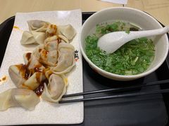 菌菇鸡肉馄饨-吉祥馄饨(虹桥火车站店)