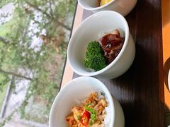 三口饭-穹六人间 people 6(岳阳路店)