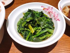 白灼菜尖-渝是乎酸菜鱼(龙旗购物中心店)