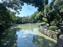 -汇龙潭