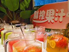 -领鲜活海鲜榴莲自助火锅(东门店)