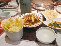 -黄记煌三汁焖锅(新佳丽江汉路店)