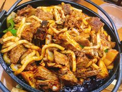 羊肉炕锅-夏都地标马一刀烤肉美食城