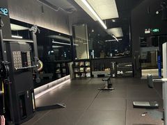 -TOP健身私教工作室(侨香店)