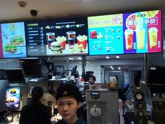 -麦当劳(海岸城店)