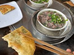 -乐山食古香跷脚牛肉
