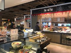 自助取餐区-金海湾自助餐厅(金陵饭店)