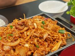 酸菜烤五花肉-红东阁东北菜烤肉酒馆(CROSS万象汇店)
