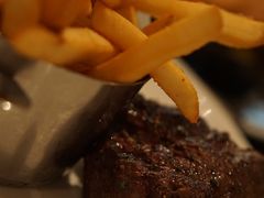-db Bistro & Oyster Bar by Daniel Boulud(滨海湾金沙店)