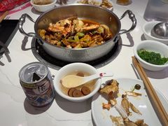 -七欣天香辣蟹火锅(闵行浦江欢乐颂店)