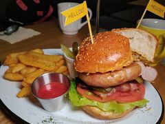 德国盘肠汉堡-HELLO 27 意面·沙拉·帕尼尼