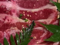 -山川小町·极番烧肉(新地假日广场店)