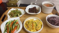 -卓玥国际月子会所(罗山路店)