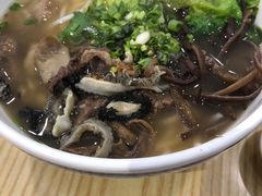 -甘掌门·化州驰名牛杂粉(越秀店)