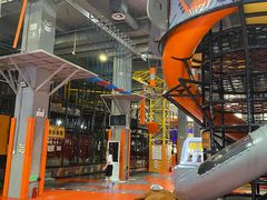 -嗨翻Hi-Fun竞技主题乐园·蹦床亲子生日轰趴(国光1937店)