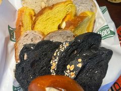 -马迭尔德式西餐精酿啤酒屋(中央大街店)