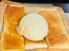 面包诱惑-绿茶餐厅(成都大悦城店)