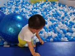 -小门牙好性格托育(北外滩中心)