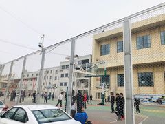 篮球场-地坛游泳馆