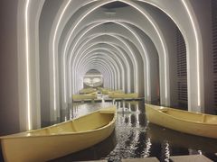 -涨巢·潮玩水疗局