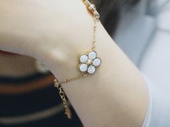 -Folli Follie(轩尼诗道店)