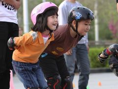 -乐翔轮滑(中庚漫游城店)