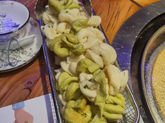 -山河屯铁锅炖(哈西站店)