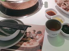 -洪氏嗨捞·广东猪肚鸡·椰子鸡火锅(西咸万象城店)