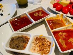 -佰烧海鲜烤肉火锅自助(世茂国际广场店)